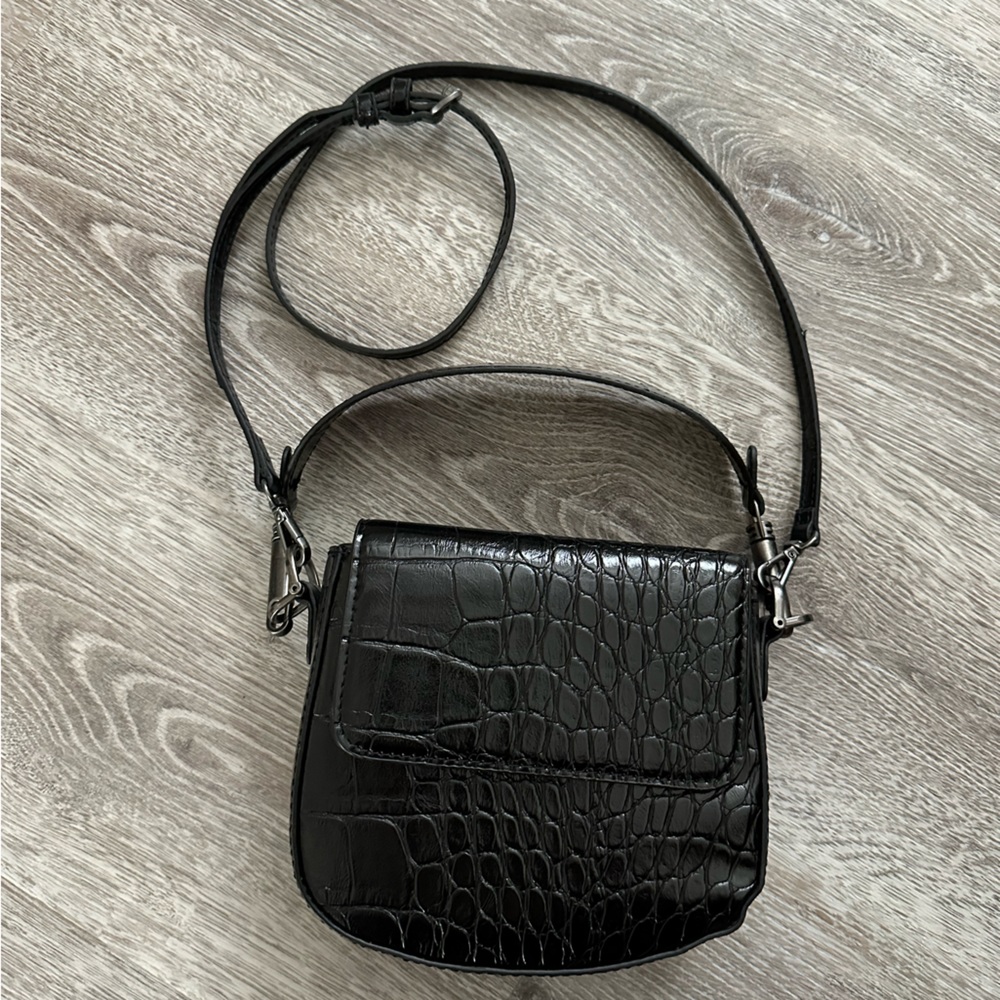 zara croc bag